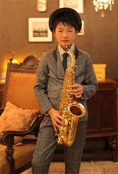 足達陵（RYO　ADACHI）